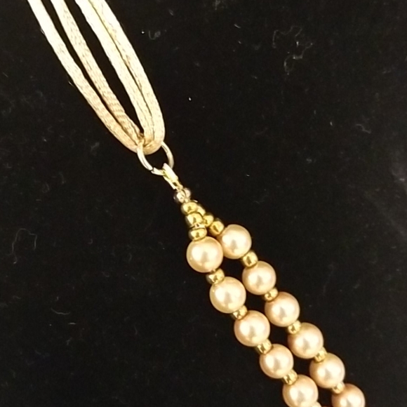 Champagne Pearl Inspired Necklace - Picture 3 of 6
